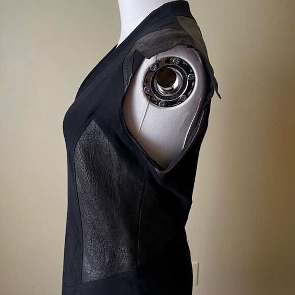 Helmut Lang Blistered Leather Panel Dress Size 10‎ Ribbed Knit V-Neck Sheath - Picture 3 of 9